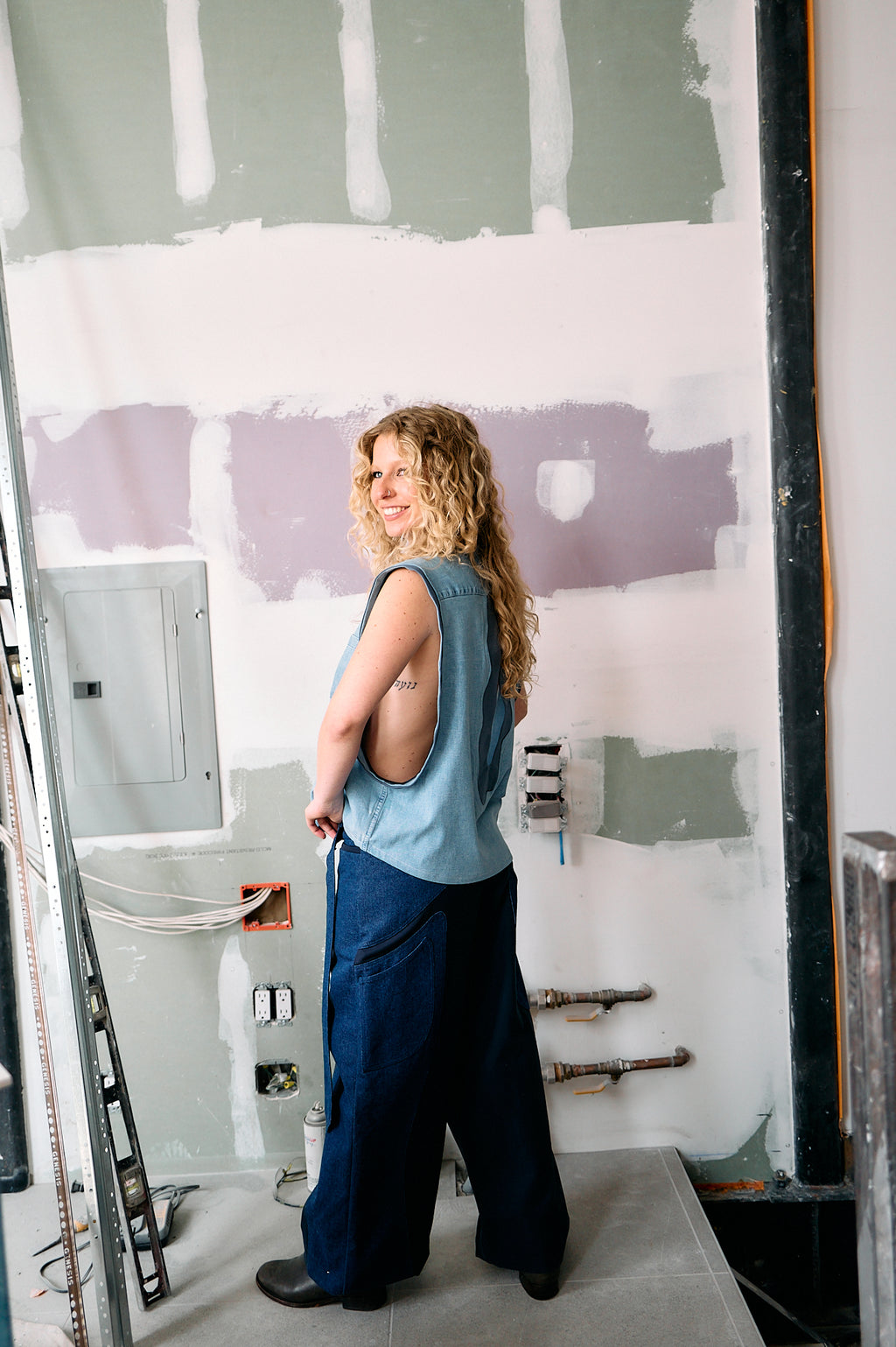 Denim Sleeveless Button-down